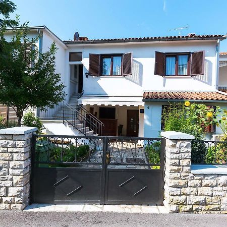 Apartments Nives Пореч Экстерьер фото